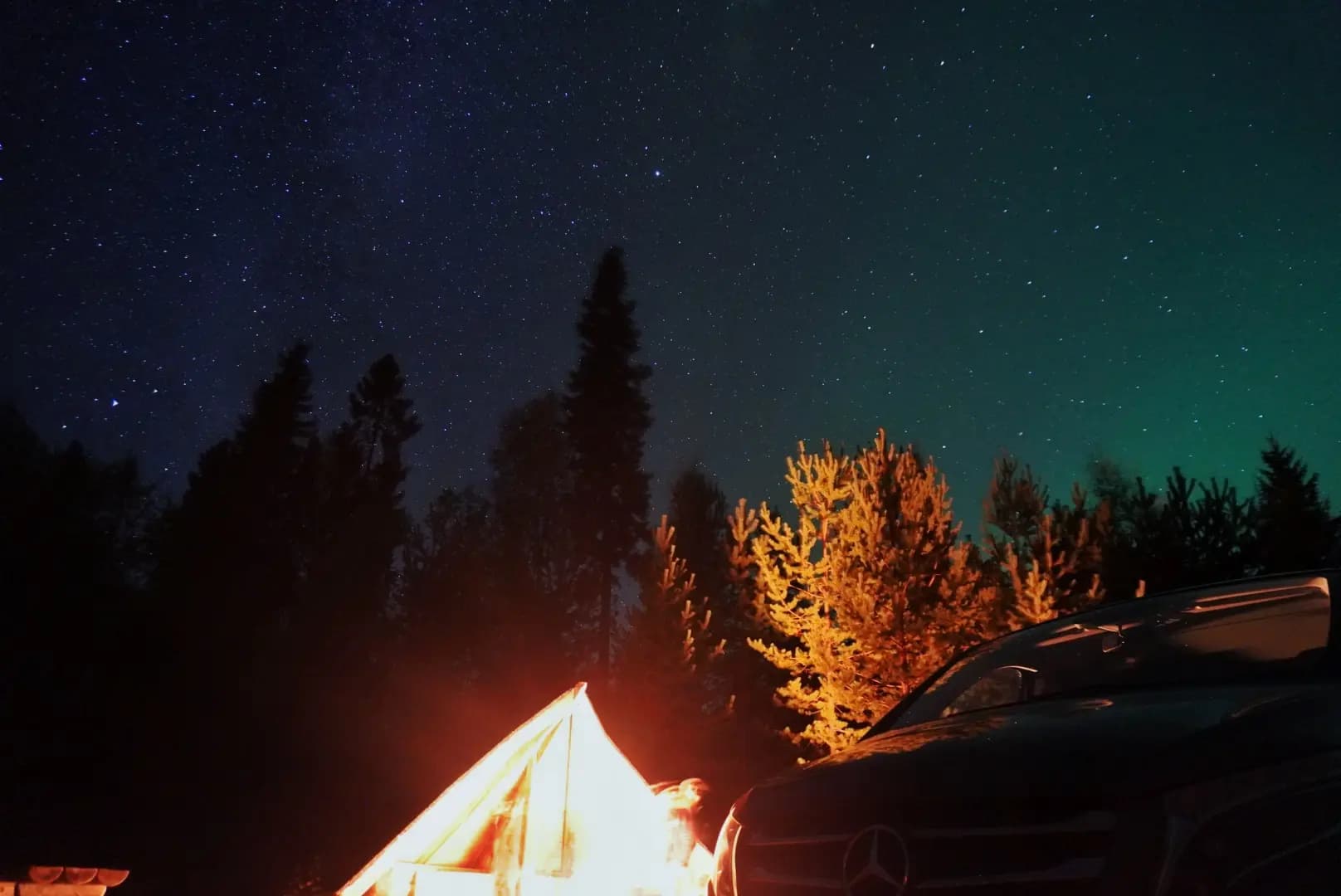 A night sky with aurora