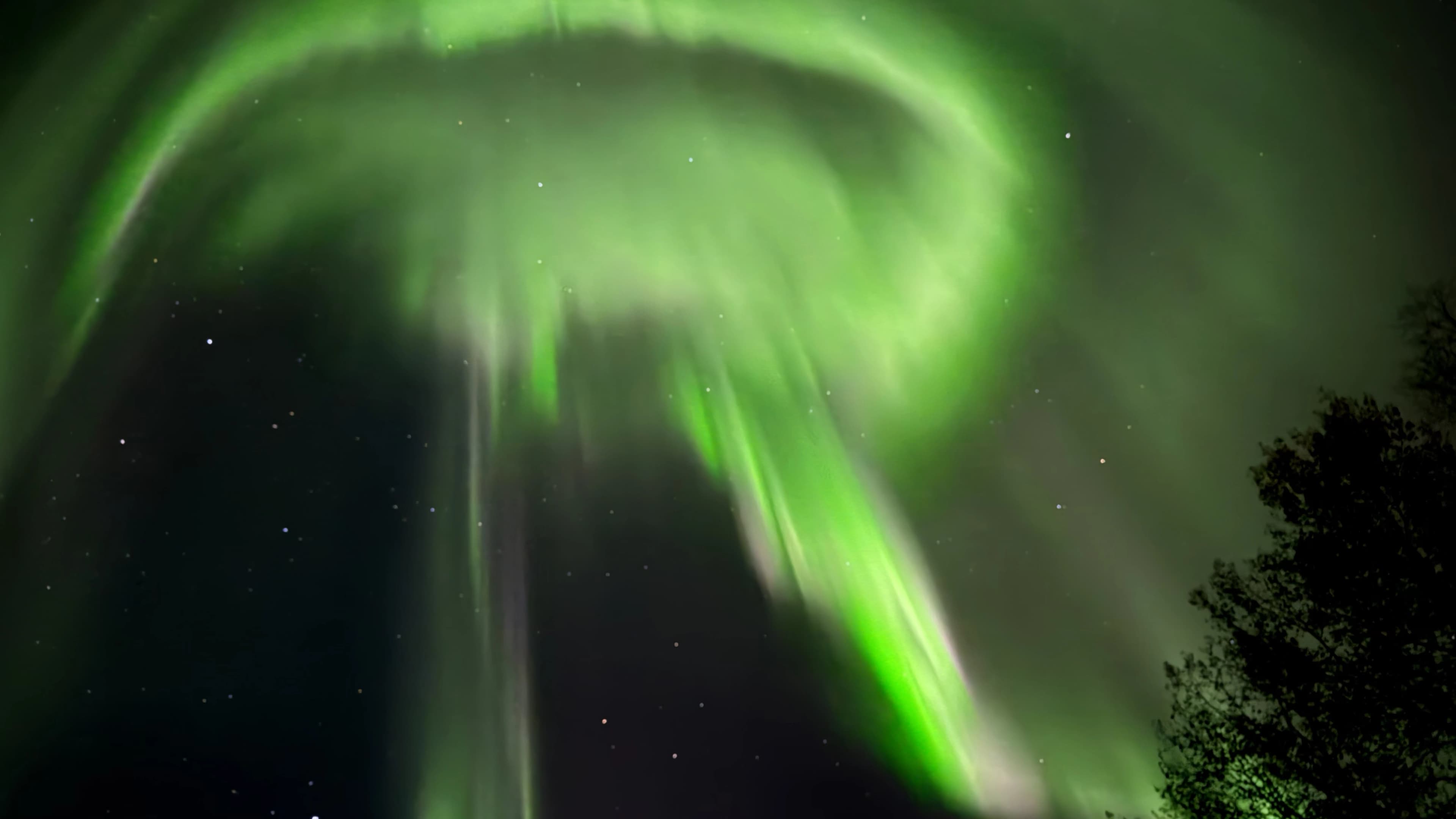 Strong northern lights in the sky