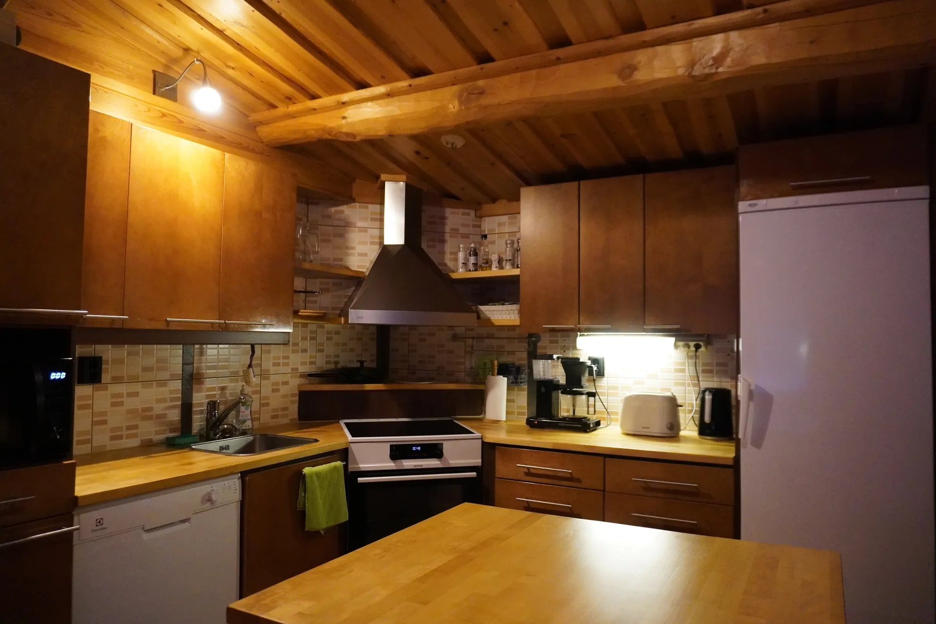 Kitchen counter and appliances