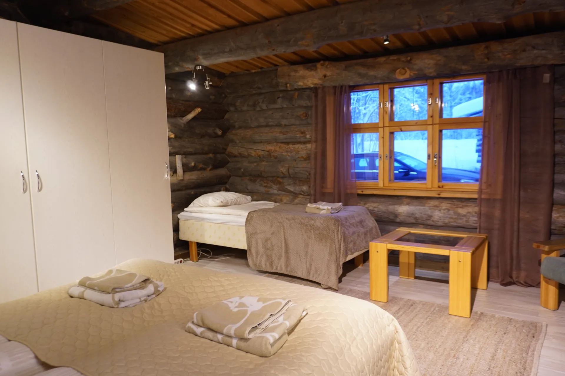Single bed view