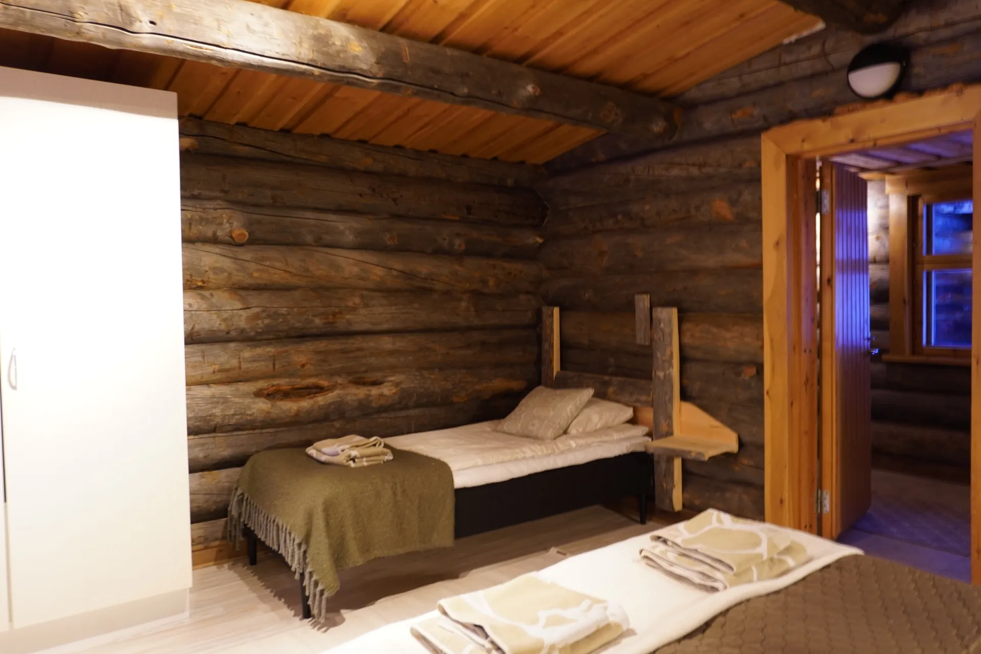 Single bed in master bedroom