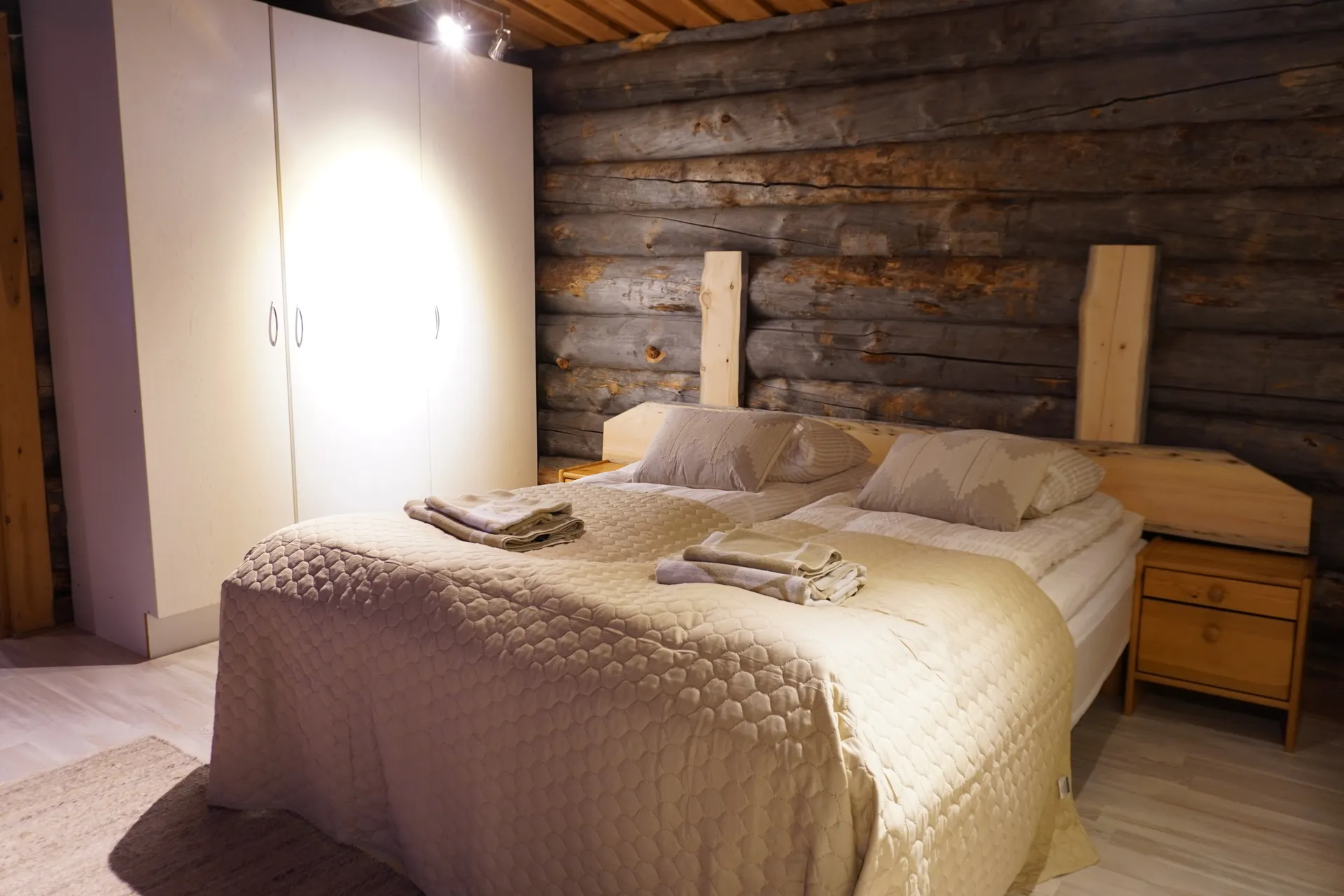 Second bedroom alternative view