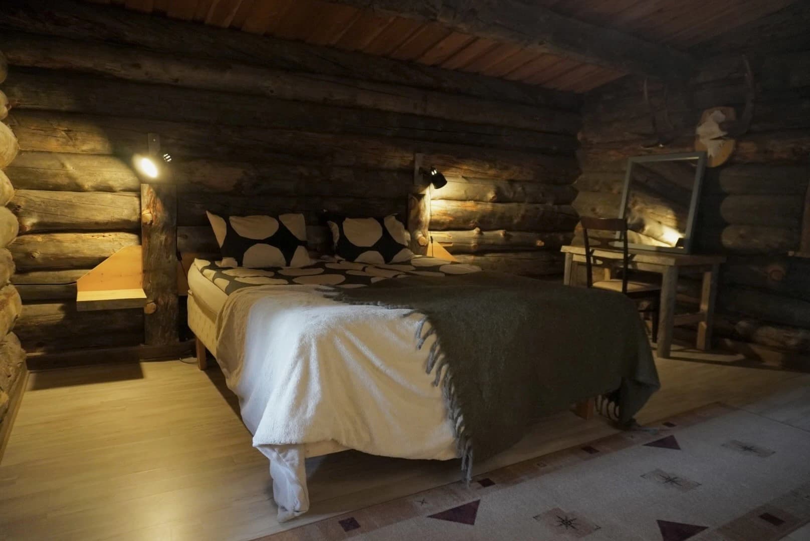 Master bedroom with queen bed