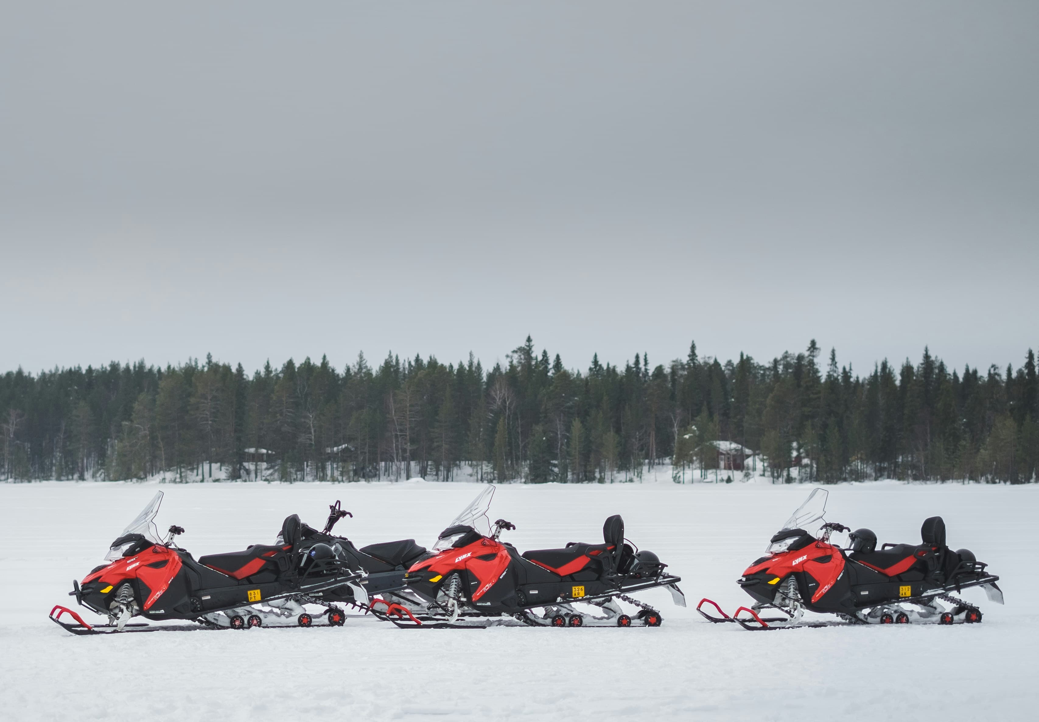 Snowmobile to Hammastunturi