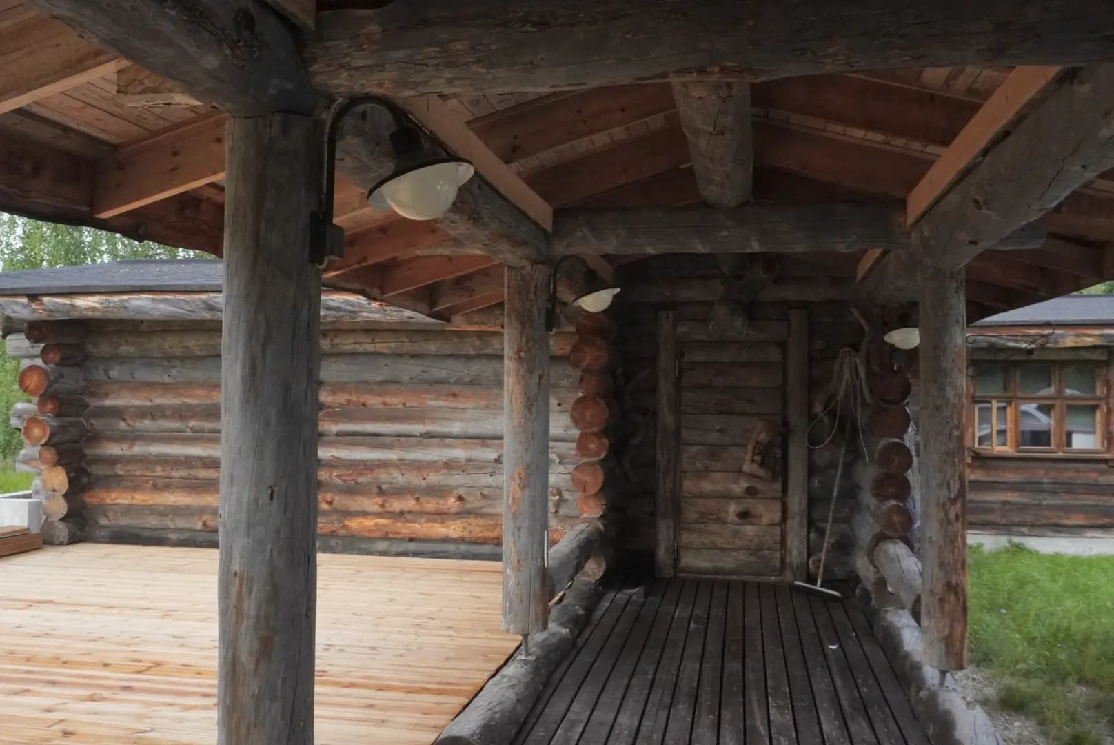 Bridge connecting villa buildings